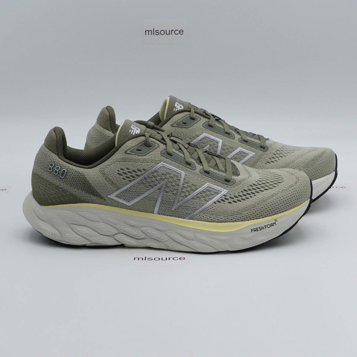 Size 9.5 XWIDE 4E Men's New Balance Fresh Foam X 880v14 Sneakers