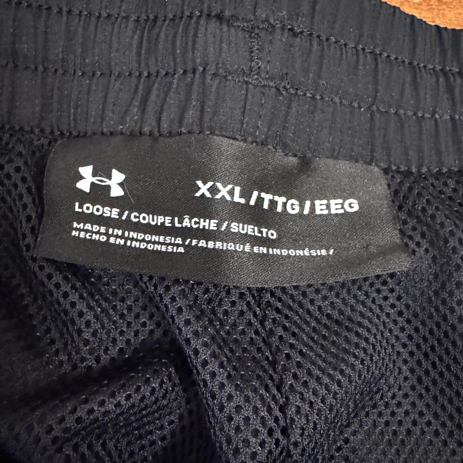 Under Armour Pants Mens 2XL Black Windbreaker Track Mesh Lined Sweatpants thumbnail 2