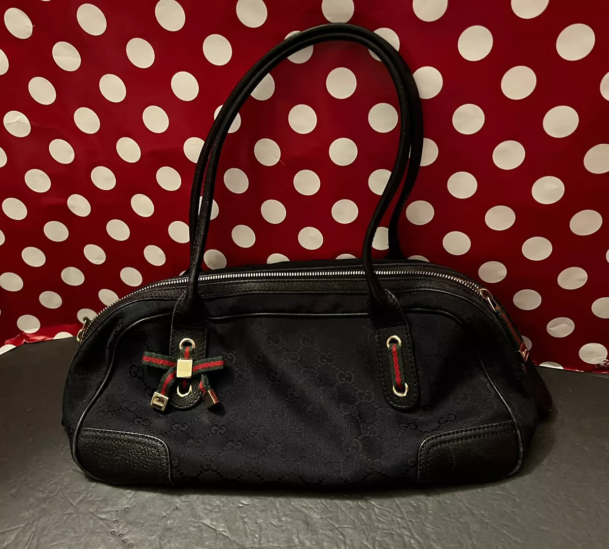Gucci hotsell bow purse