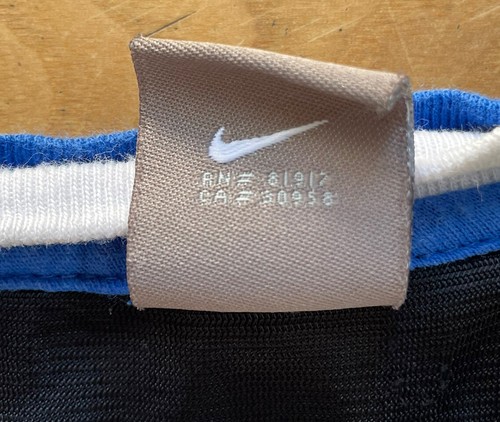 Vintage Kids Nike Center Swoosh Logo Nike Athletics Tank Shirt Size 6 T-Shirt - Picture 7 of 9