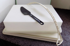 Tupperware Almond Rectangle Cake Taker Fresh N Fancy  Black Cutter/Server