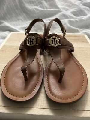 TOMMY HILFIGER Brown Leather T-Strap Flat Sandals w Gold 