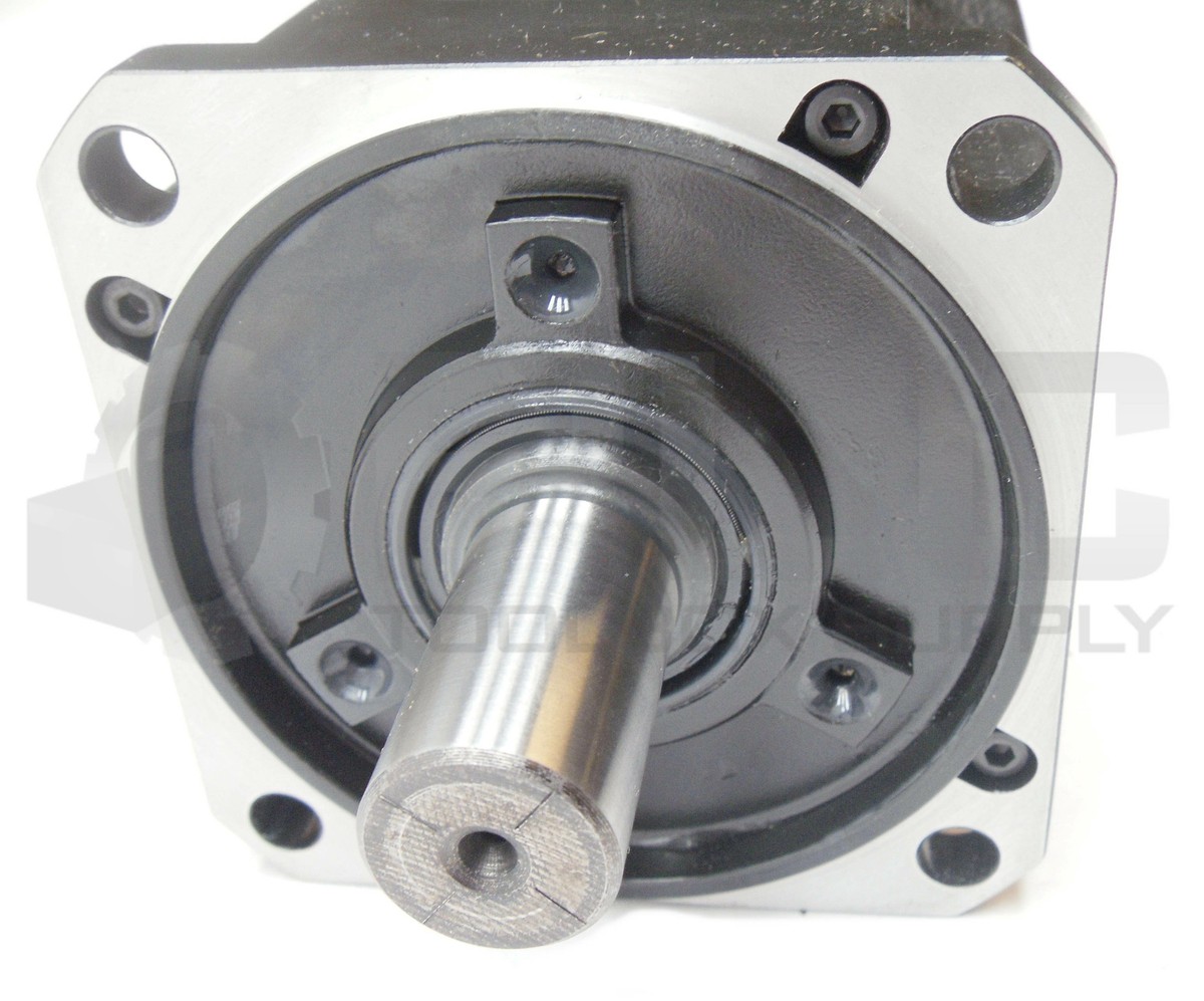 NEW SANYO DENKI P10B10120HXSB6S AC SERVOMOTOR BL SUPER P1