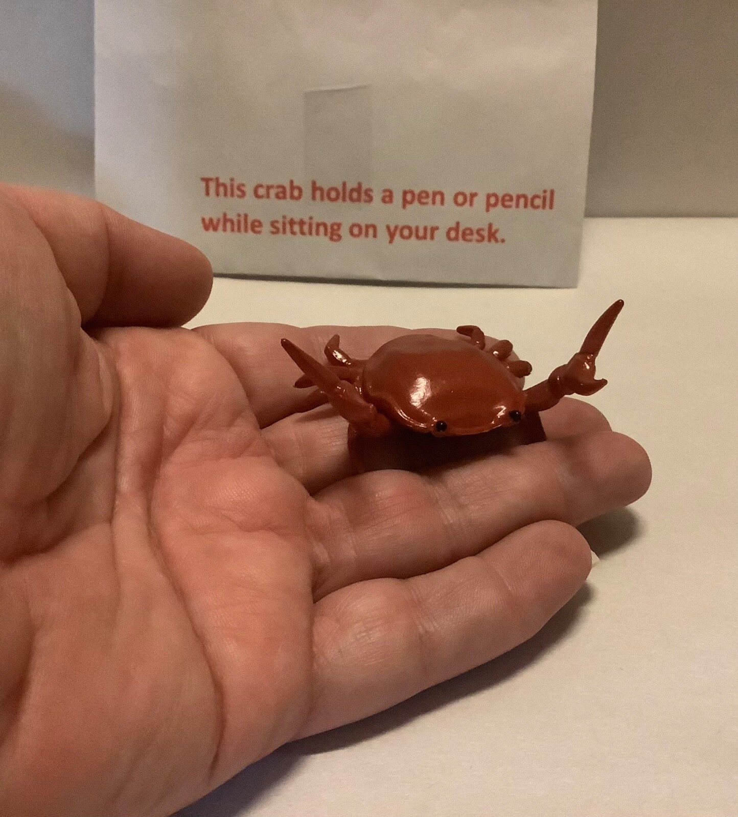 Small Plastic Weightlifting Crab Pen Pencil Marker Holder