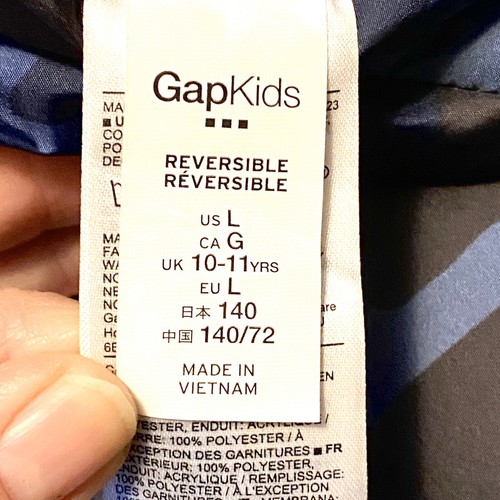 GAP Kids Boys Size Large Blue Camouflage Reversible Puffer Vest With Pockets - Picture 10 of 10