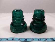 Lot of Two Antique heminGray No:40 Made in USA Glass Insulator's