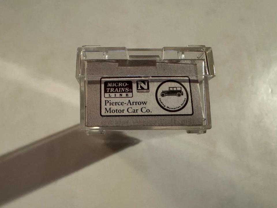 Micro-Trains N scale Fading Memories Series Pierce Arrow Motor Car Co., Box Car - Image 3 of 4