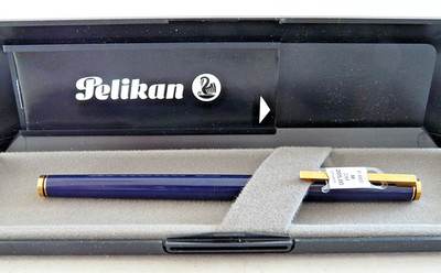 Pelikan Signum P660 # Füller Indigo China-Laque # Feder M / 14ct # (1835SH)