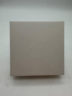 Oura Ring 4 (Oura Ring Gen 4) Fitness Ring - Silver - Size 8/11/12 - Open box