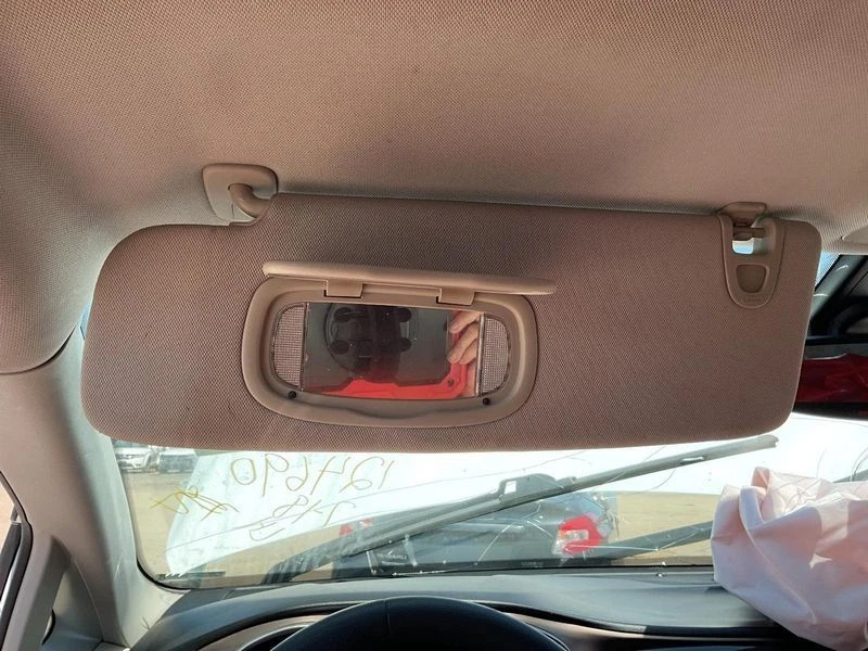 2017-2020 Chrysler Pacifica Left Driver Sun Visor OEM — 第 3/4 张图片