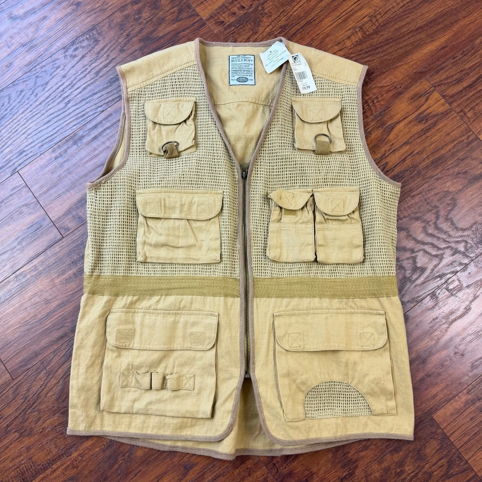 VINTAGE Bugle Boy Vest Mens L Beige Tan Mesh Safari Utility Fishing Outdoors 90s
Opens in a new wind