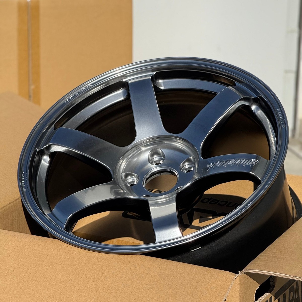タイヤ・ホイール RAYS VOLK RACING TE37 SAGA S Plus 18inch te37sagasplus-1810.jpg