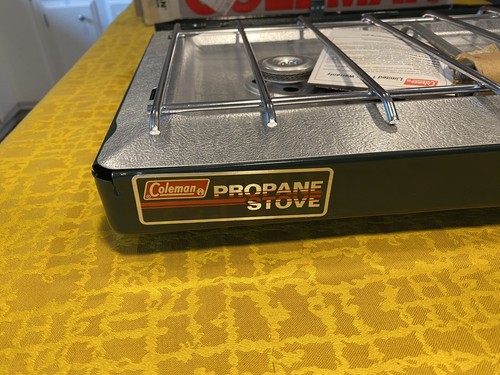 Vintage Coleman Propane Stove 2 Burner Side Shields 5430B700 Unused Open Box - Picture 5 of 11