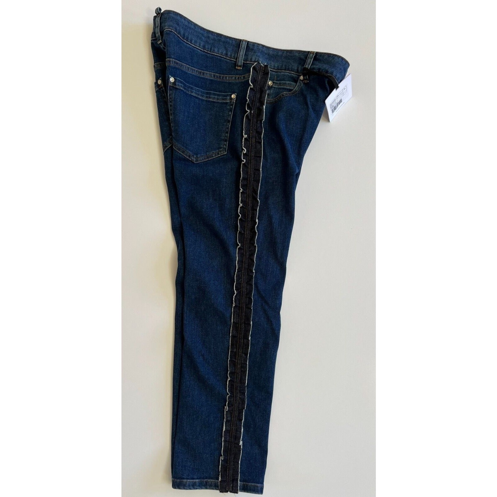 Red Valentino Ruffle Trimmed Cropped High Rise Straightleg Jeans Size 29 NWT thumbnail 8