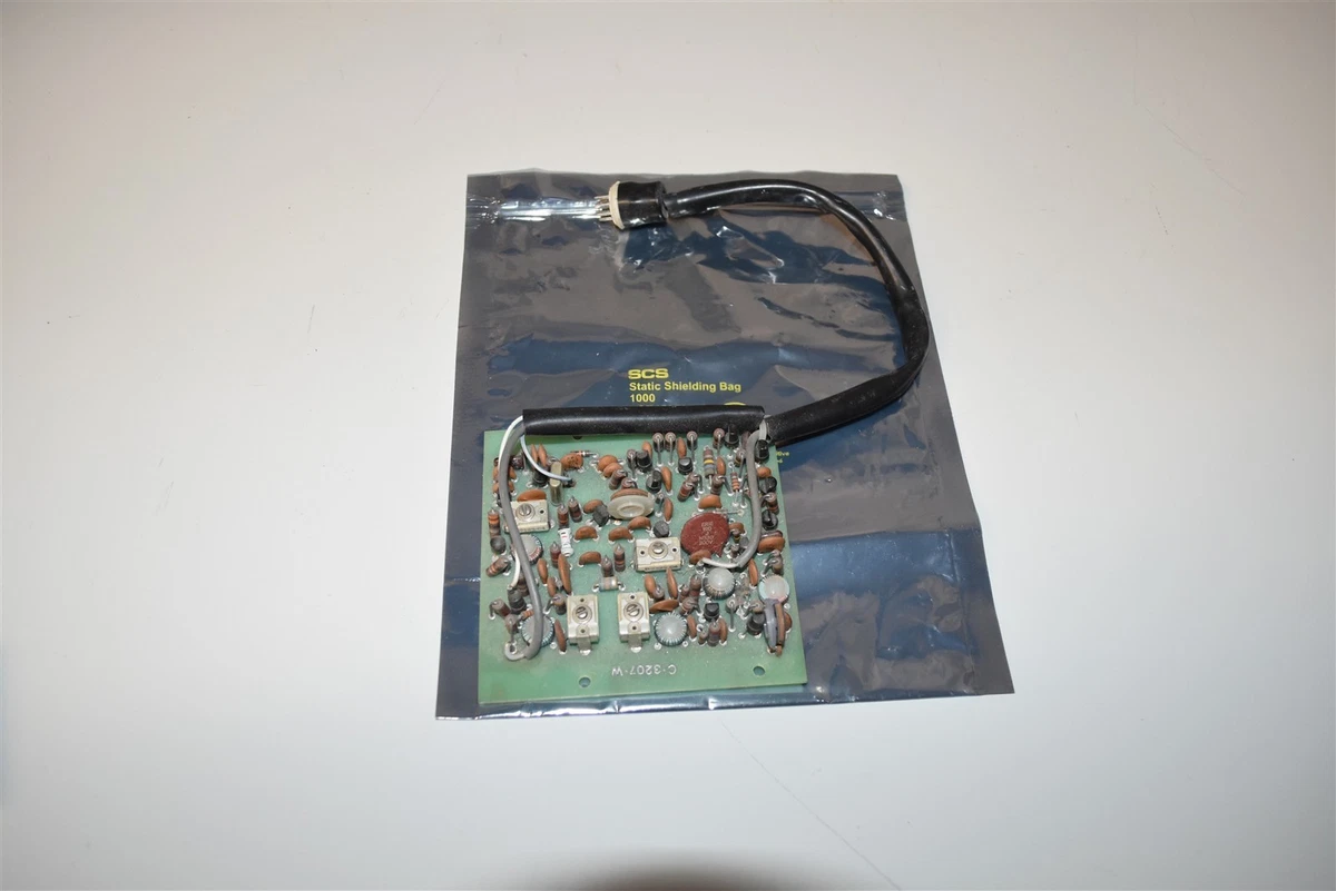 Drake R-4C Signature Series Ham Radio Dust Cover – Protective Case