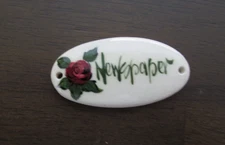 OVAL RED ROSE NEWSPAPER BASKET TIE ON-LONGABERGER?