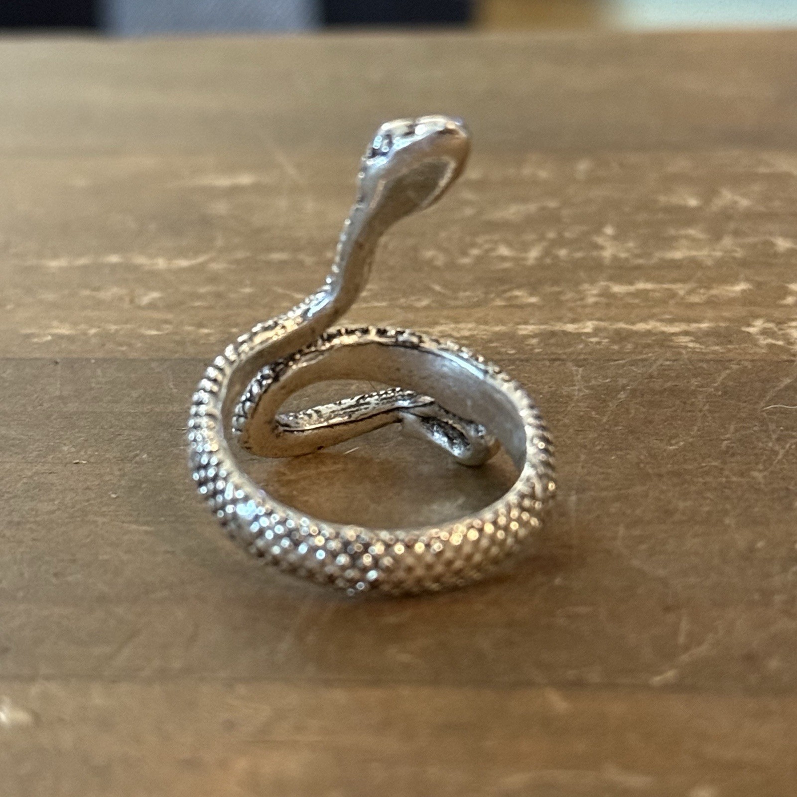 Silver tone slithering snake ring - image 7