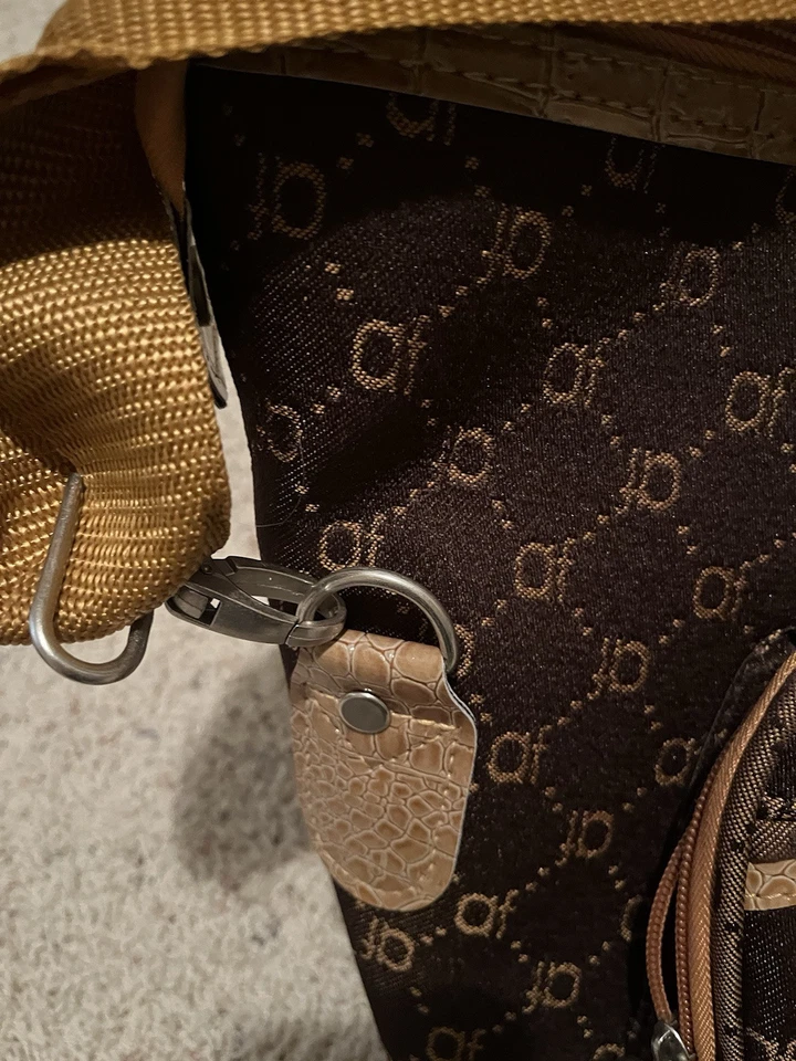 American Flyer Carry On Luggage Bag- Brown And Tan - Image 4 of 4