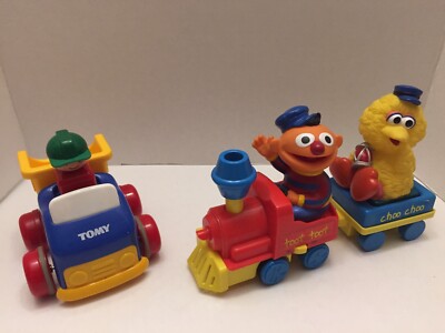 Tyco Sesame Street Wind Up Train Ernie & Big Bird & Tomy Push n Go Dump Truck 