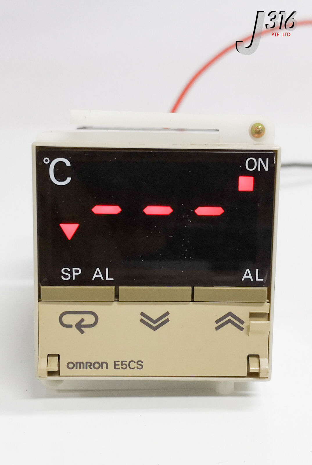 19789 OMRON TEMPERATURE CONTROLLER E5CS-R1G Wyprzedaż, popularność