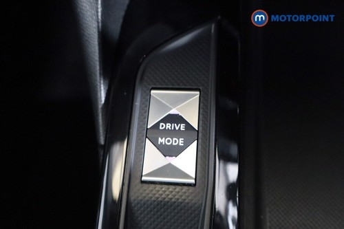 2021 DS Automobiles DS 3 100kW E-TENSE Performance Line 50kWh 5dr Auto SUV Elect - Picture 17 of 24