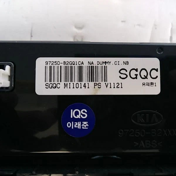 2018 KIA SOUL OEM Temperature Control Model With AC ID 97250-B2GQ1CA fits 17-19 - Image 4 of 4