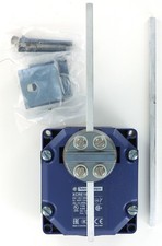 Telemecanique XCRE18 � Rotary Rod Limit Switch � Metal IP54 � Industrial � BNIB