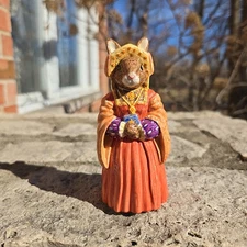 SIGNED Royal Doulton Catherine Of Aragon  DB 306 2003 bunnykins statue figurine 