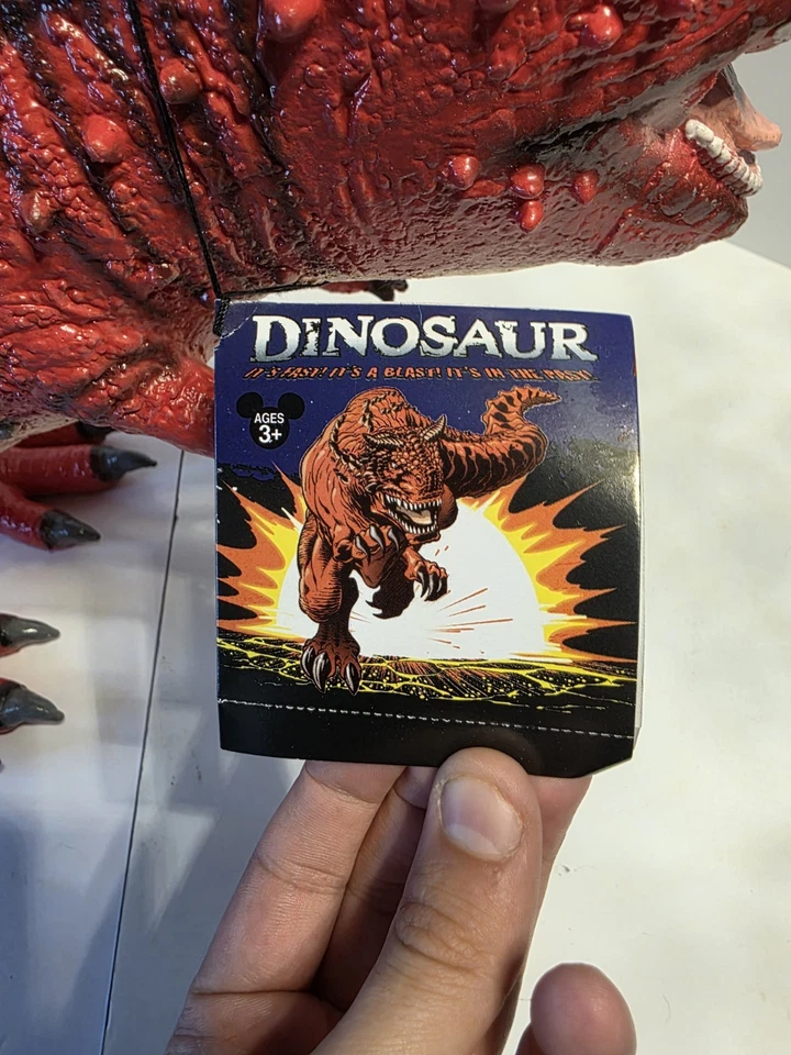 Carnotaurus Disney Dinoland Animal Kingdom Peluche Látex Dinosaurio 36" Nuevo Con Etiqueta Foto 3 de 4