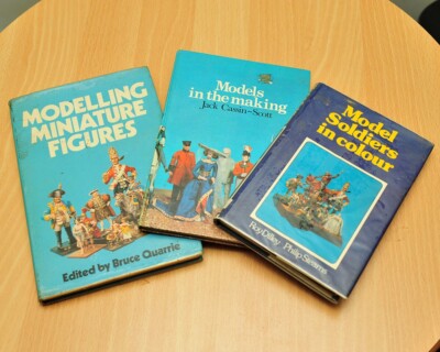 Lot of 3 Hardback Miniature Modelling Books   Scale Model Reference Guides Set