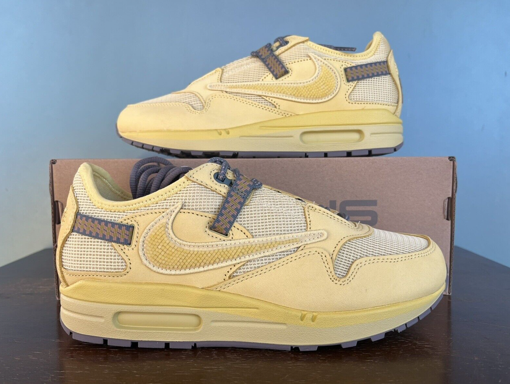 Nike Air Max 1 x Travis Scott Cactus Jack 