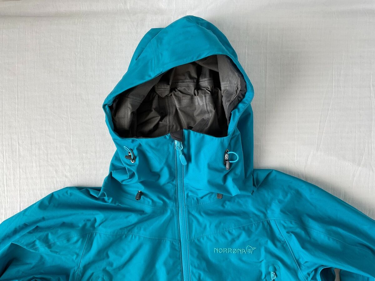 Norrona Falketind GORE-TEX Womens Jacket Wind & Waterproof Norrona Falketind GORE-TEX Womens Jacket Wind & Waterproof