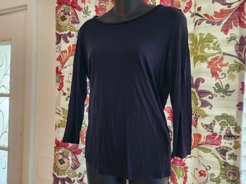 Women's J BRAND soft silky 3/4 sleeve Black Top Shirt Tee M Medium - Image 2 of 4
