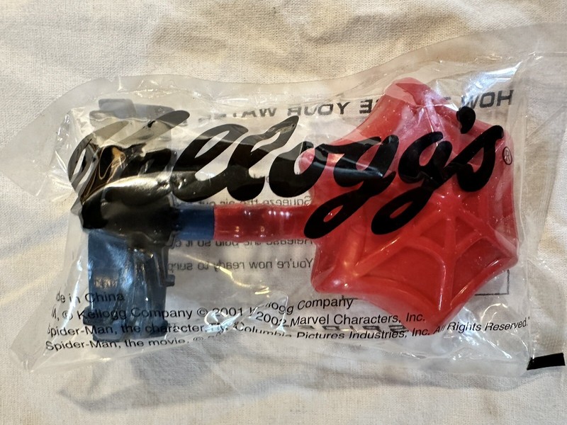 Kellogg's Cereal 2002 Spiderman Web Slinger Shooter Light Watch Sealed Vintage