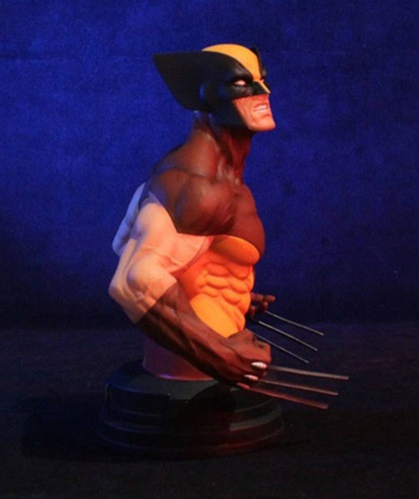 Wolverine+Mini+Bust+Brown+Costume+Gentle+Giant+Marvel+Xmen for sale
