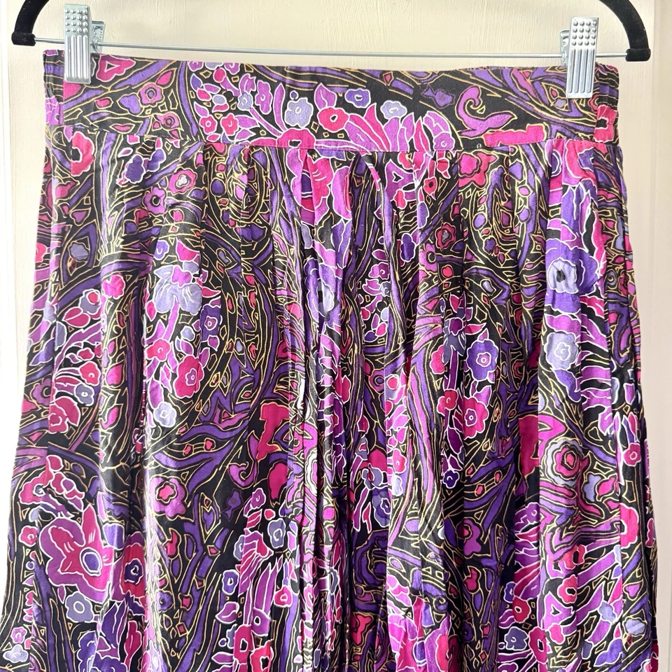 Maxi Falda Tucker Talla 8 Púrpura Rosa Estampado Paisley Plisada con Bolsillos Foto 4 de 4