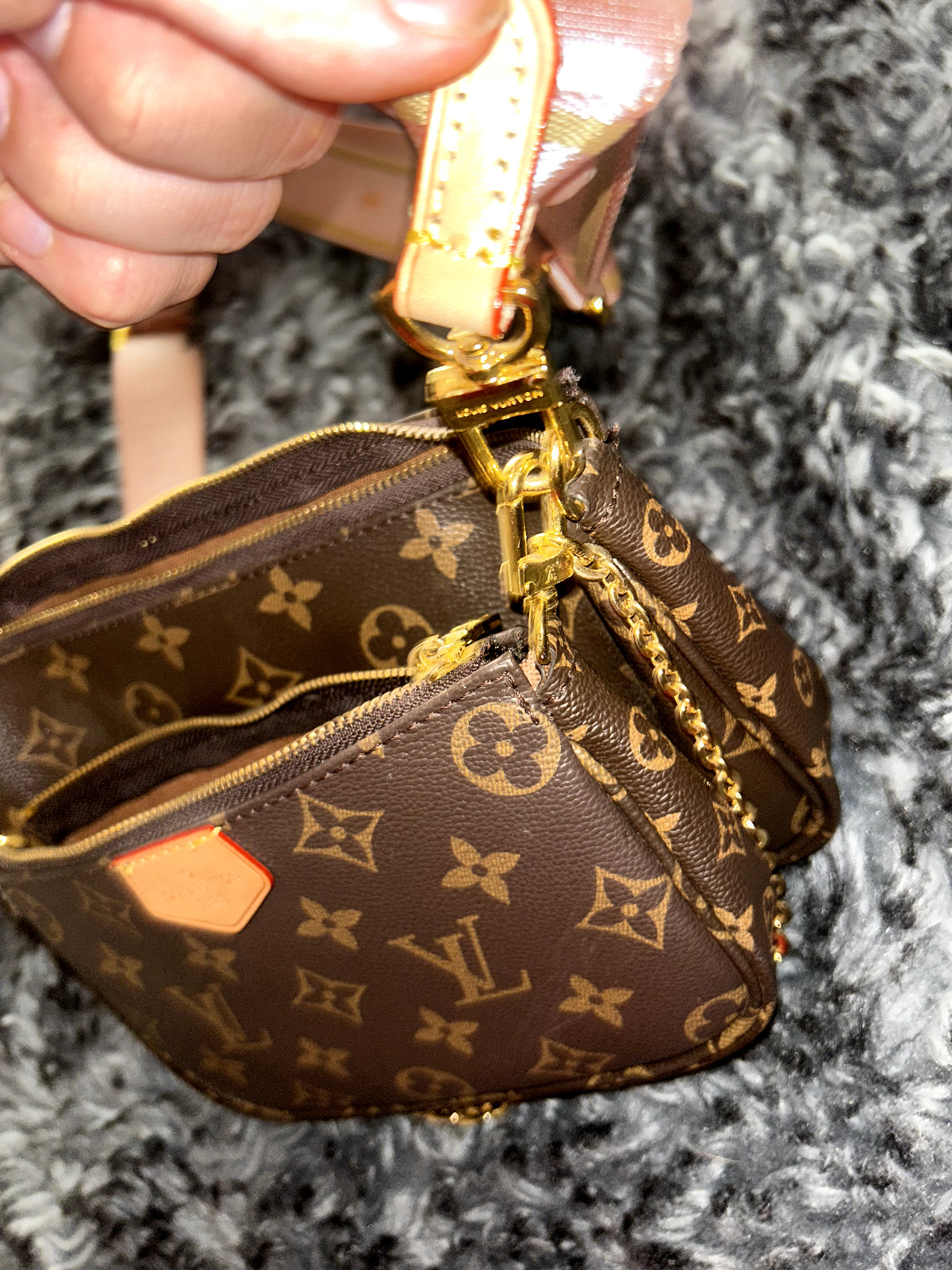 monogram multi pochette accessories rose clair louis Vuitton luxury authentic image 6