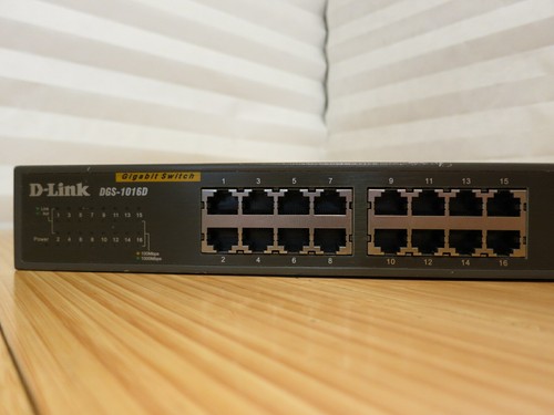 D-Link DGS-1016D (DGS1016D) 16-Ports External Switch Unmanaged - Picture 2 of 11