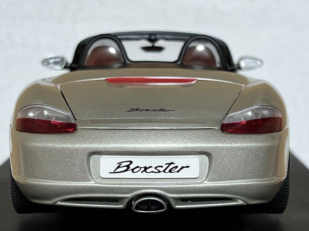 オートアート 1/18 ポルシェ 986 ボクスター 1/18 AUTOart Porsche 986 Boxster Arctic Blue Metallic w/ Box
