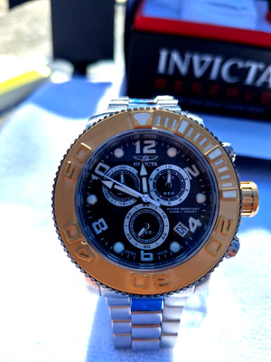 Invicta SWISS MADE Sea Hunter Reserve Model 12532 NIB
