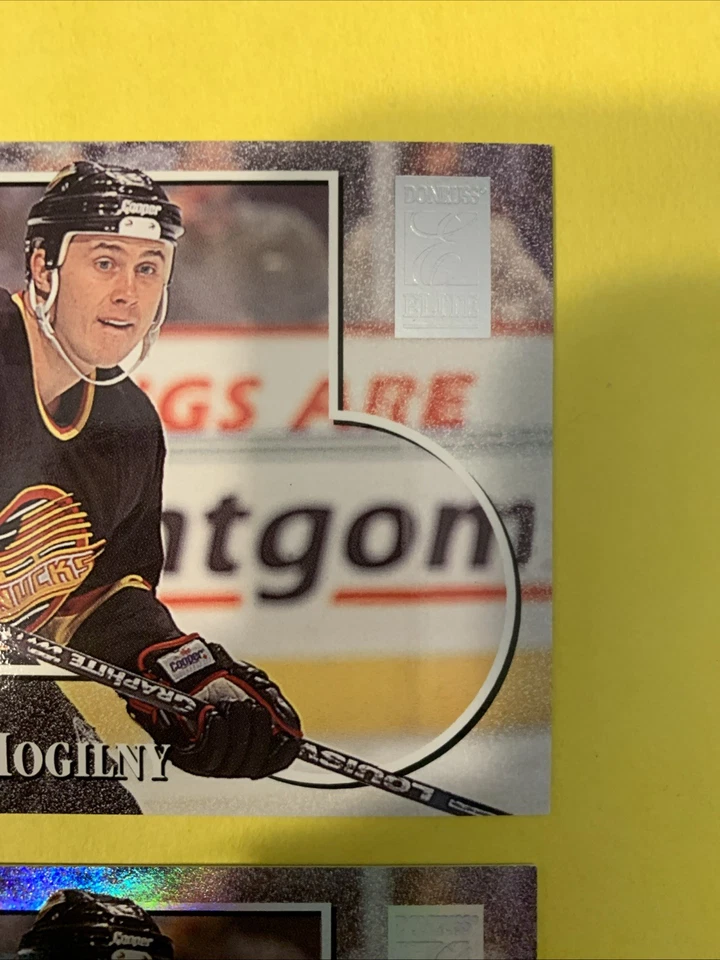 1995-96 NHL Cool Trade - Donruss Elite Alexander Mogilny #19 Quantity 2 - Image 3 of 4