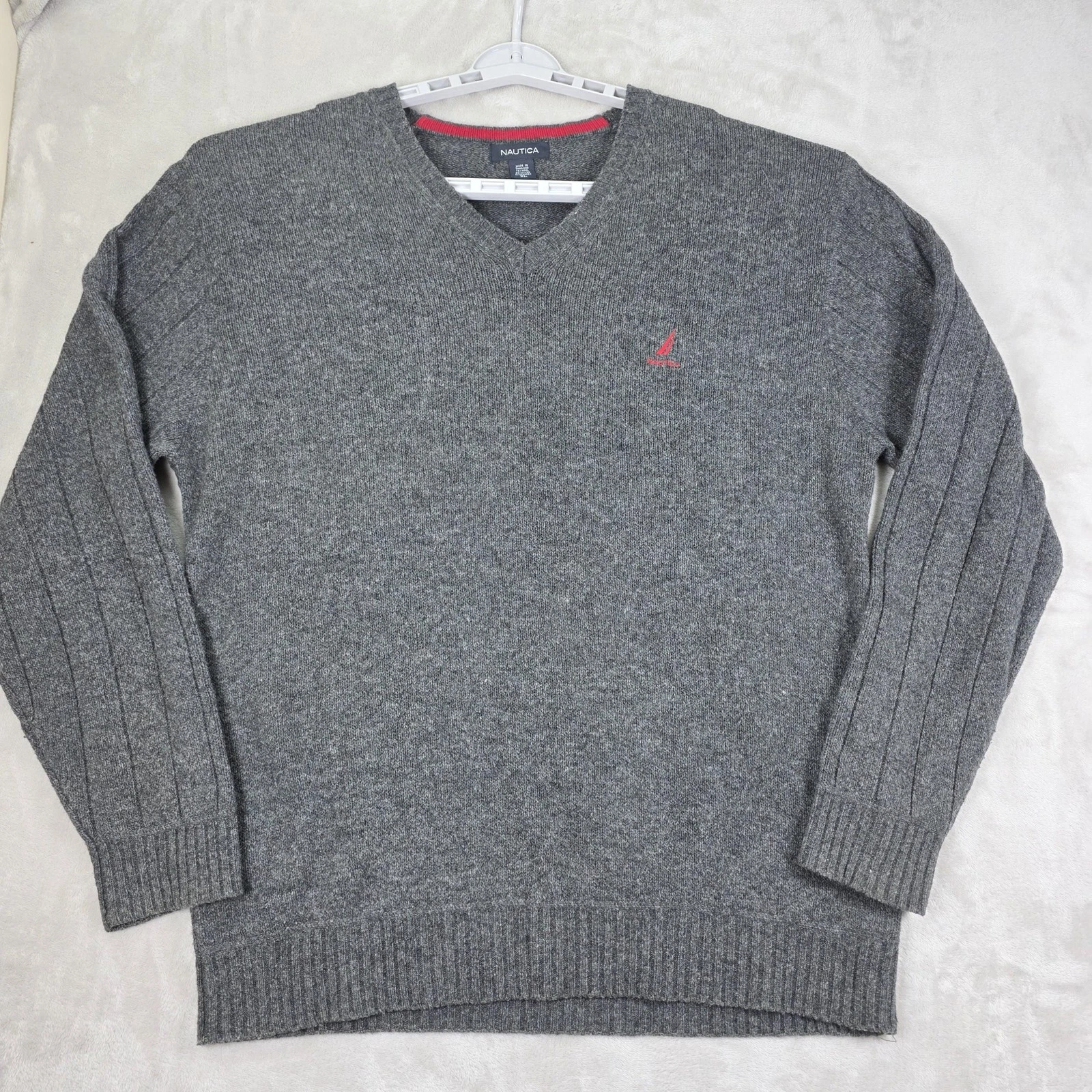 Nautica Sweater Mens XL Gray Wool Blend V Neck Pullover Knit Red Logo Casual