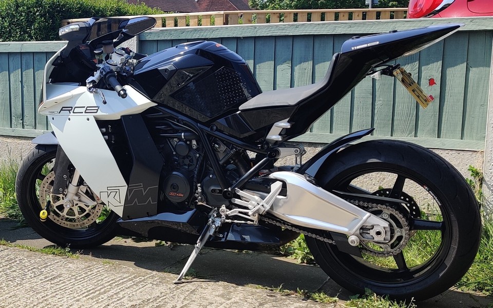 ktm r8 1190