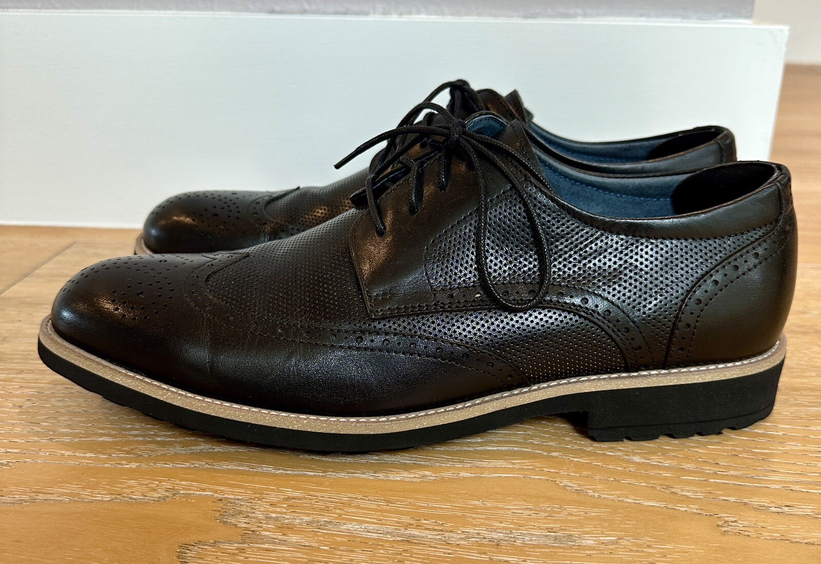 SAOLA English Laundry da uomo Dexter Oxford nero taglia 10 ottime condizioni