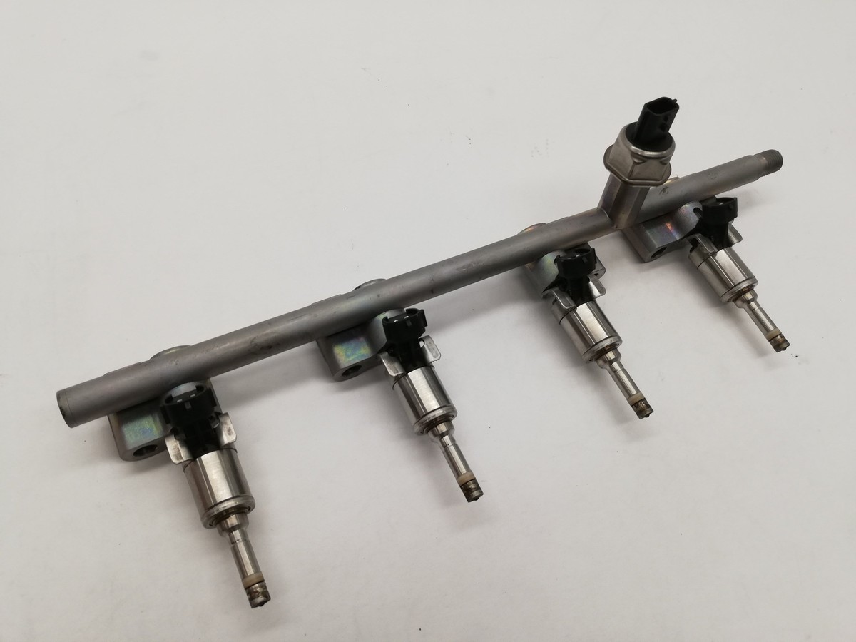 Jeu D'injecteurs Pour Nissan Qashqai J11 1.6 DIG-T 120kw - Réf. 16600BV80A 0261500210 - Occasion - Année 2017 Environ