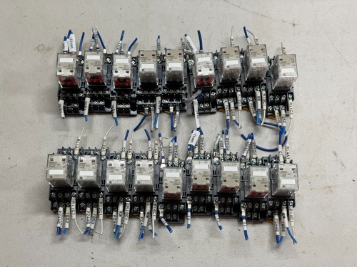 1x Omron MY4N-D2 Relay w Base RYF14A-E 14 Pin 250 VAC 5A Din Rail Mount