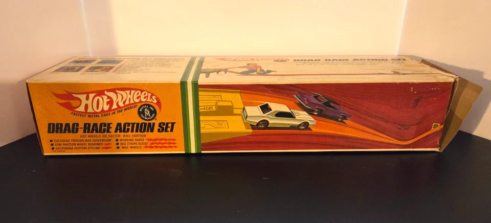Vintage Hot Wheels Drag-Race Action Set No Cars / Amazing Parts / Sealed Badges! - Image 2 of 4