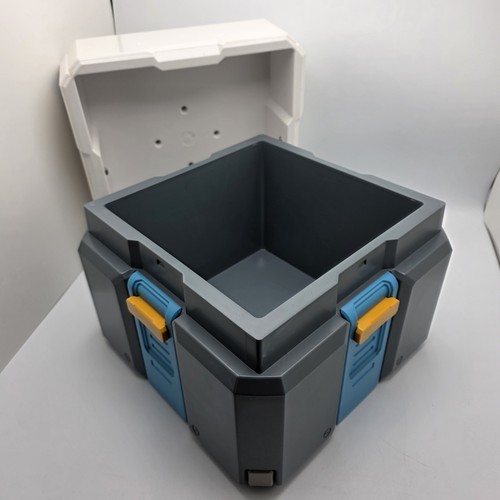 Blizzard Employee Exclusive 2017 Holiday Gift Overwatch Loot BOX ONLY RARE  - Bild 4 von 8