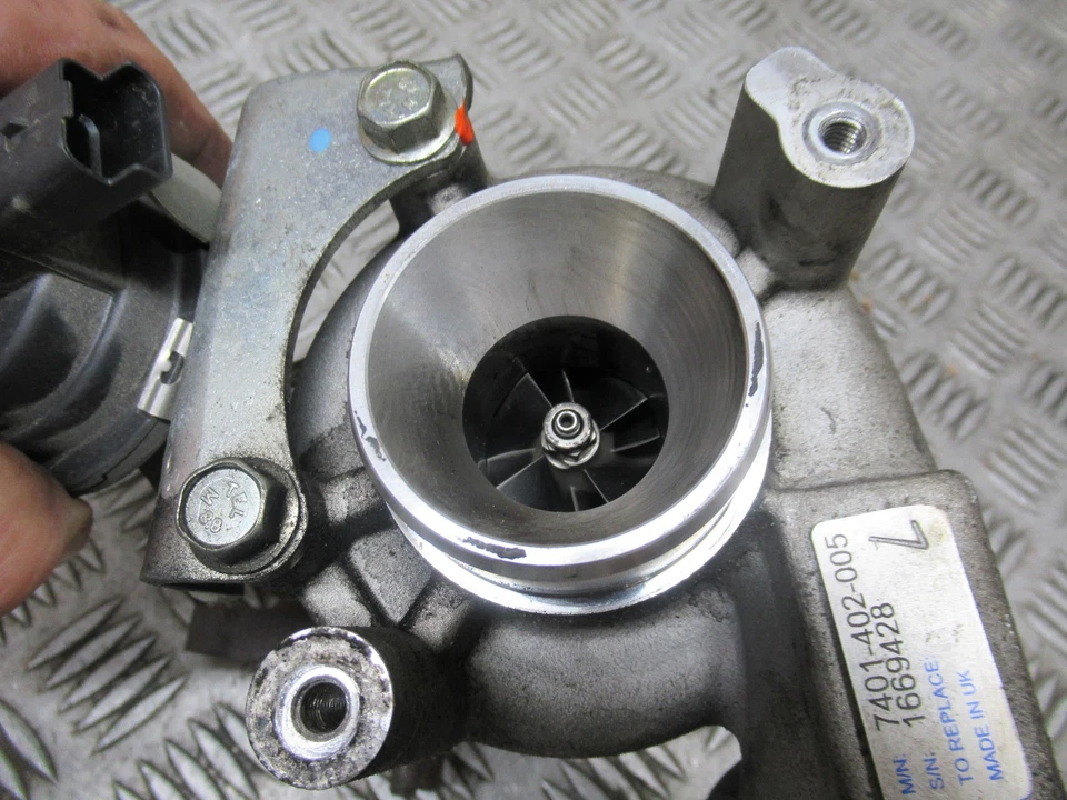 2017 FORD TRANSIT COURIER KOMBI B460 1.5TDCI MK1 TURBOCHARGER REF841 — 第 4/4 张图片