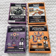 Set of 4 Spooky Nightz Pumpkin Wooden Decorating Kit  For 3+ (17 pcs.) brand new